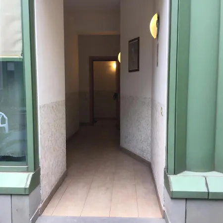 For 4 Persons Near Station Of Santa Maria Novella Apartment Florence